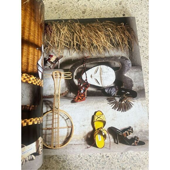 Blahnik by Boman: Chronicle Books- Shoes, Photographs, Conversation - Picture 8 of 9